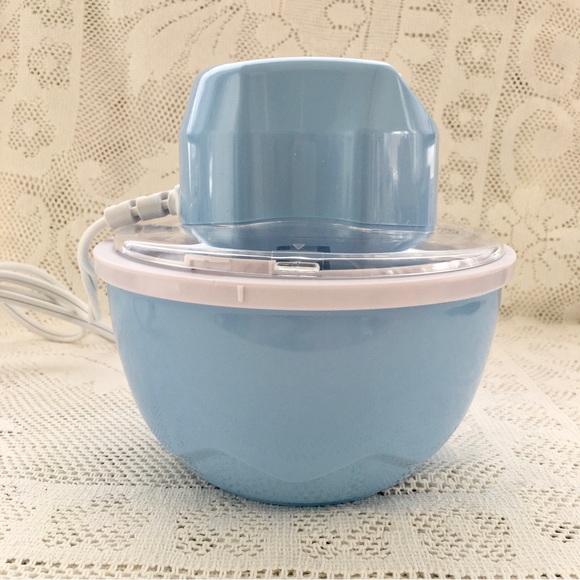 Dash Personal Ice Cream Maker frozen yogurt gelato sherbet - Picture 5 of 16